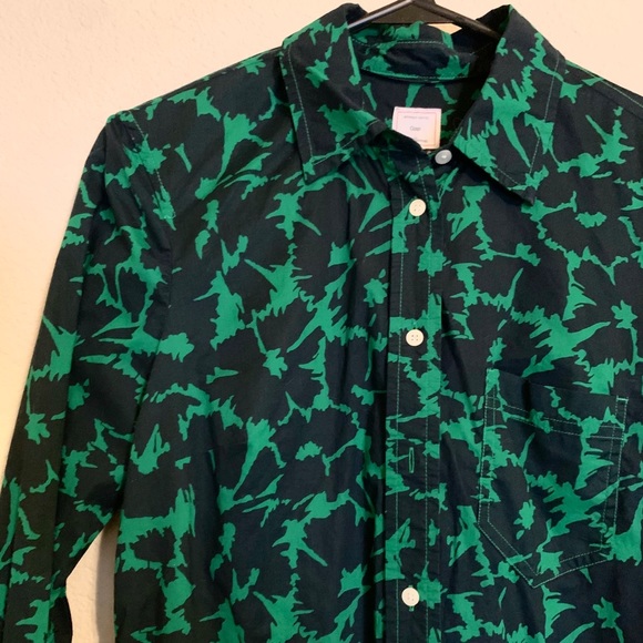 Gap fitted boyfriend button down - Picture 10 of 10